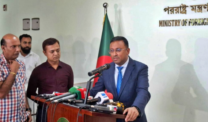 মক্কা চুক্তিতে অংশগ্রহণ করতে বাংলাদেশ ইতিবাচকভাবে এগোচ্ছে : পররাষ্ট্র প্রতিমন্ত্রী